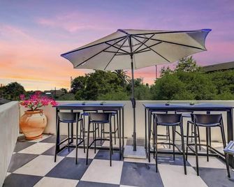 Casa De La Vina - Boutique Suites in Downtown Santa Barbara - Santa Barbara - Balcony