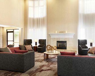 Courtyard by Marriott Harrisonburg - הריסונברג - טרקלין