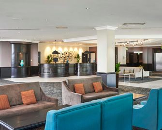 DoubleTree by Hilton Coventry - קובנטרי - לובי