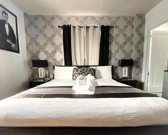 Notebook Miami Beach - מיאמי ביץ' - חדר שינה