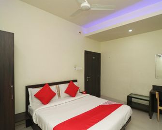 Hotel Vandana Palace - Kota - Bedroom