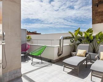 Smartroom Barcelona - Barcelona - Balcony
