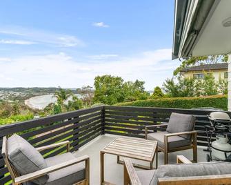 Sunrise Point - Snells Beach Holiday Home - Snells Beach - Balcony