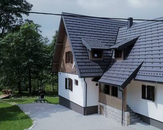 Plitvice Streaming - Plitvicka Jezera - Gebouw