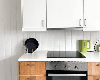Urban Treehouse in city centre - Stavanger - Kitchen