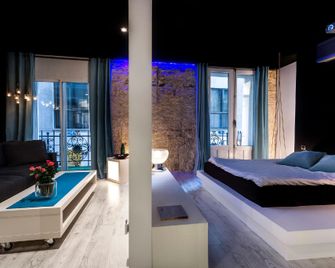 Zrooms&Suites Hostel Boutique - Zaragoza - Habitación