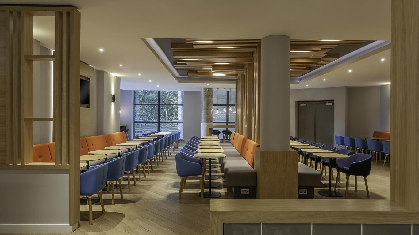 Holiday Inn Express Dublin Airport By IHG