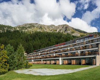 Nira Alpina - Silvaplana - Budova