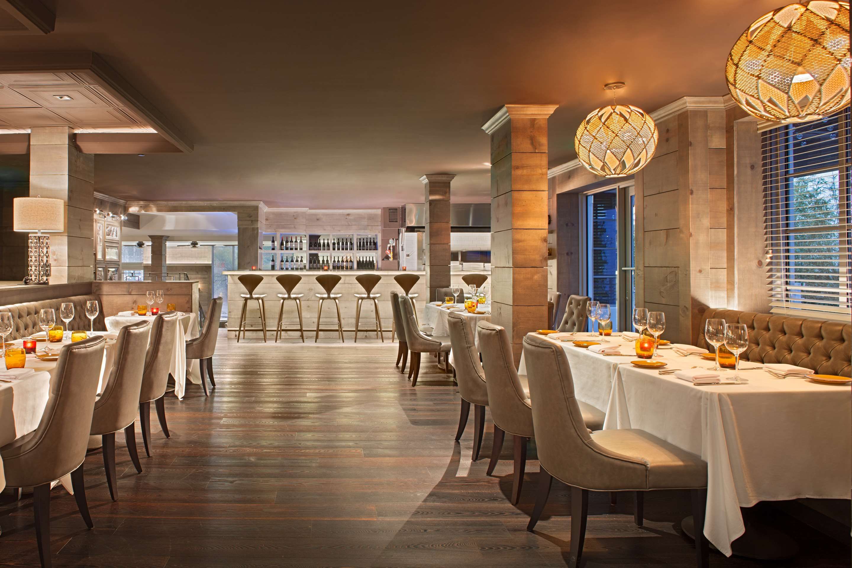 Restaurant view of Gale South Beach, Curio Collection by Hilton