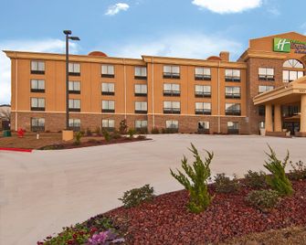 Holiday Inn Express & Suites Jackson/Pearl Intl Airport By IHG - Pearl - Gebäude