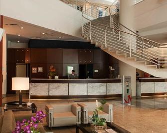 بوربون كونفينشن هوتل جونفيلي - جوينفيل - ردهة