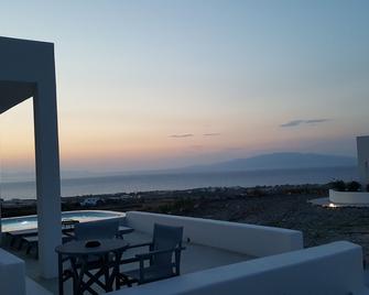 Aplada Suites - Fira - Balkon