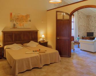 Agroturismo Roqueta - Maria de la Salut - Bedroom