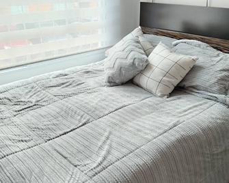Comoda Habitacion a 15 min del Aeropuerto - Bogotá - Habitación