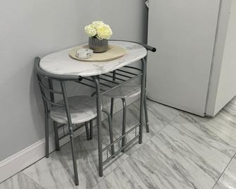 Great apartment in Valrico - Valrico - Dining room