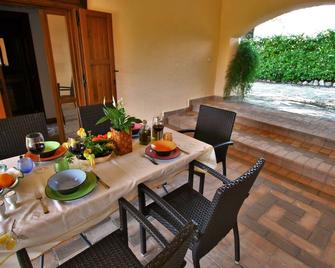 Belvilla By OYO Ulivo - Selci - Patio