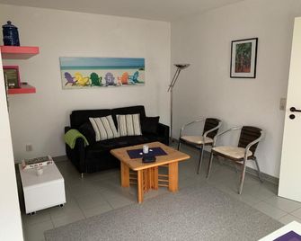 Ferienwohnung Seeblick, Ferienanlage 'Blaumuschel' - Lubmin - Sala de estar