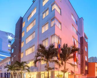 Basic Hotel Centenario by Hoteles MS - Cali - Rakennus