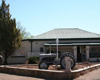 Ebenhaeser Guest Farm - Philippolis - Edificio
