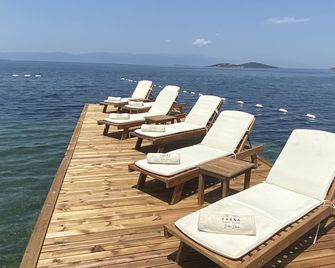 Anda Beach Bistro & Rooms - Ayvalik