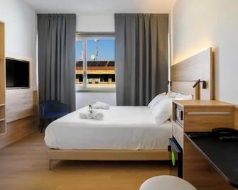 B&b Hotel Catania City Center - Catania - Ložnice