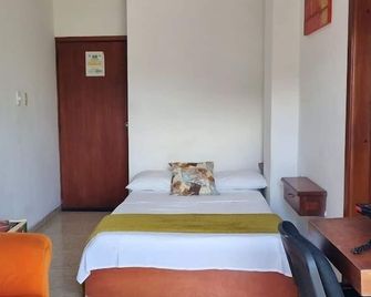 Hotel Mirador del Parque - Barrancabermeja - Bedroom
