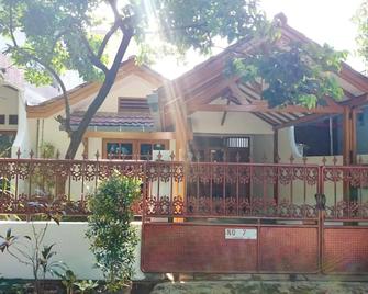 Hostel Bogor - Bogor - Building
