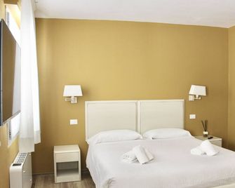 Il Gabbani B&B - Marina di Bibbona - Спальня