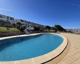 Mestral Apto En Planta Baja Con Piscina - Arenal d'en Castell - Alberca