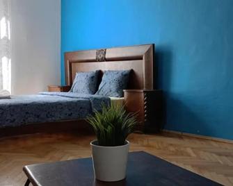 Pokoje Goscinne - Przemysl - Schlafzimmer