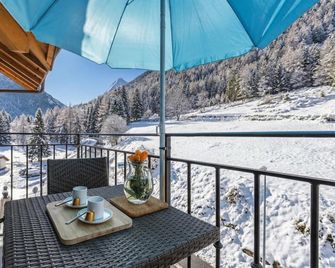 Residence And Spa Vallorcine Mont-Blanc - Vallorcine - Balcón