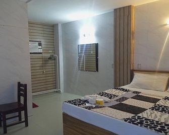 Casa Del Camba Hotel and Restaurant near Hundred Islands - Alaminos - Habitación