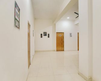 Hotel O Royal Villa - Yamuna Nagar - Hallway