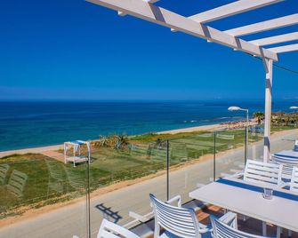Must Boutique Hotel & Restaurant - Kanali - Balcony