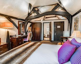 Kings Arms Hotel - Amersham - Bedroom
