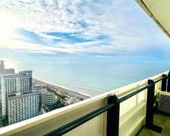 Holiday in Orbi City Batumi - Batumi - Balcony