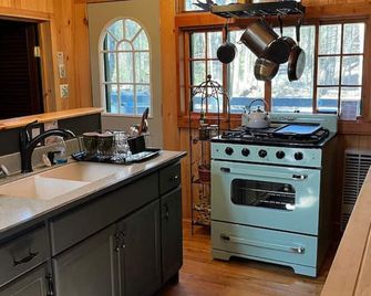 Riverside Cabin - Potsdam - Cozinha