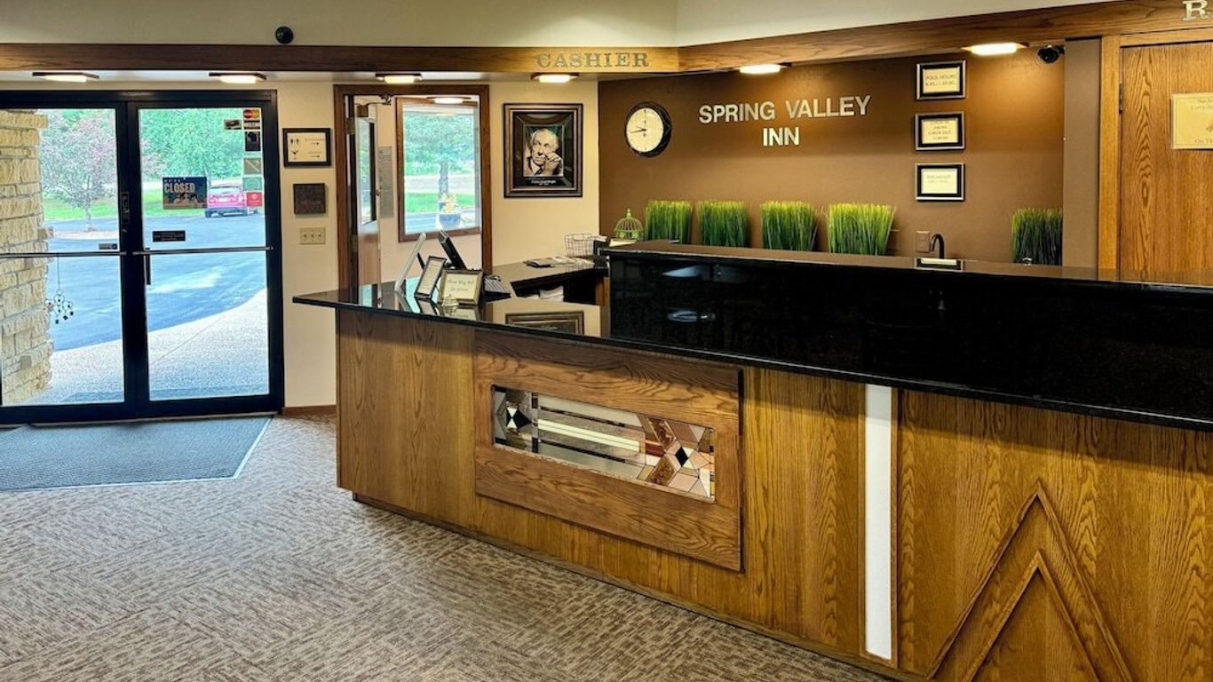 Spring Valley Inn