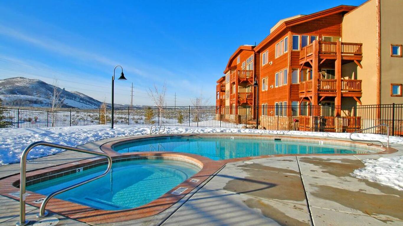 Crestview Condominiums