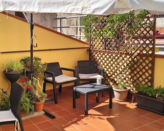 Sassari/Archubintu B & B - Sassari - Innenhof
