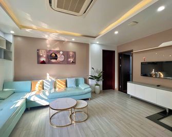 Cat Ba Seoul 2 Hotel & Apartment - Cat Ba - Olohuone