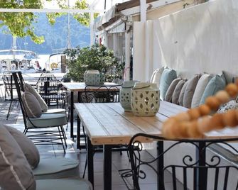Meltemi Hotel - Scíathos