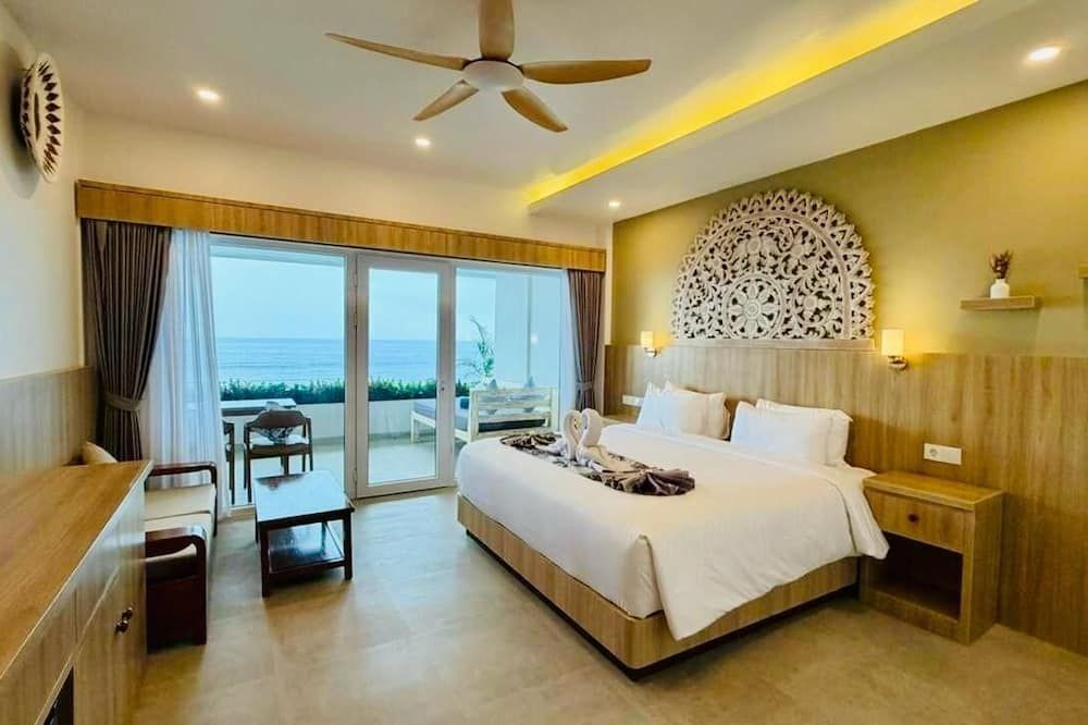 Solaluna Beach Homestay - Abang