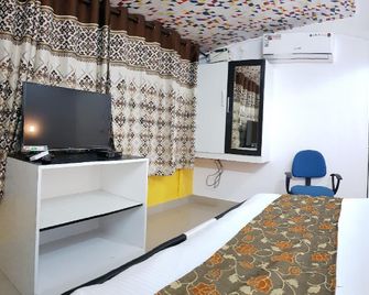 Dona Paula Classic Hotel - Mormugao - Slaapkamer