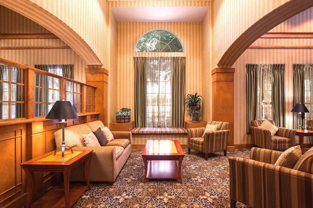 Staybridge Suites San Antonio-Airport By IHG - San Antonio - Area lounge