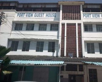 Port View Guest House - Mombaça - Edifício