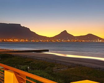 Cape Town Beachfront Apartments at Leisure Bay - Ciutat del Cap - Edifici