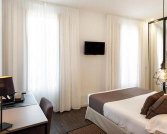 Blanq Carmen Hotel - Valencia - Habitación