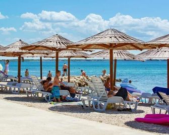 Villas Resort In Vir With Pool - Vir - Plaża