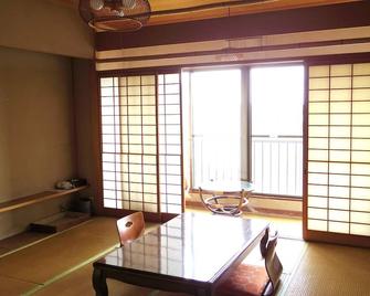 Monzen Okagero - Ikoma - Comedor
